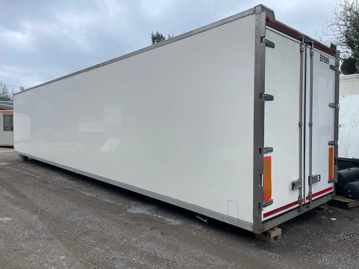 Insulated storage container - Image 1
