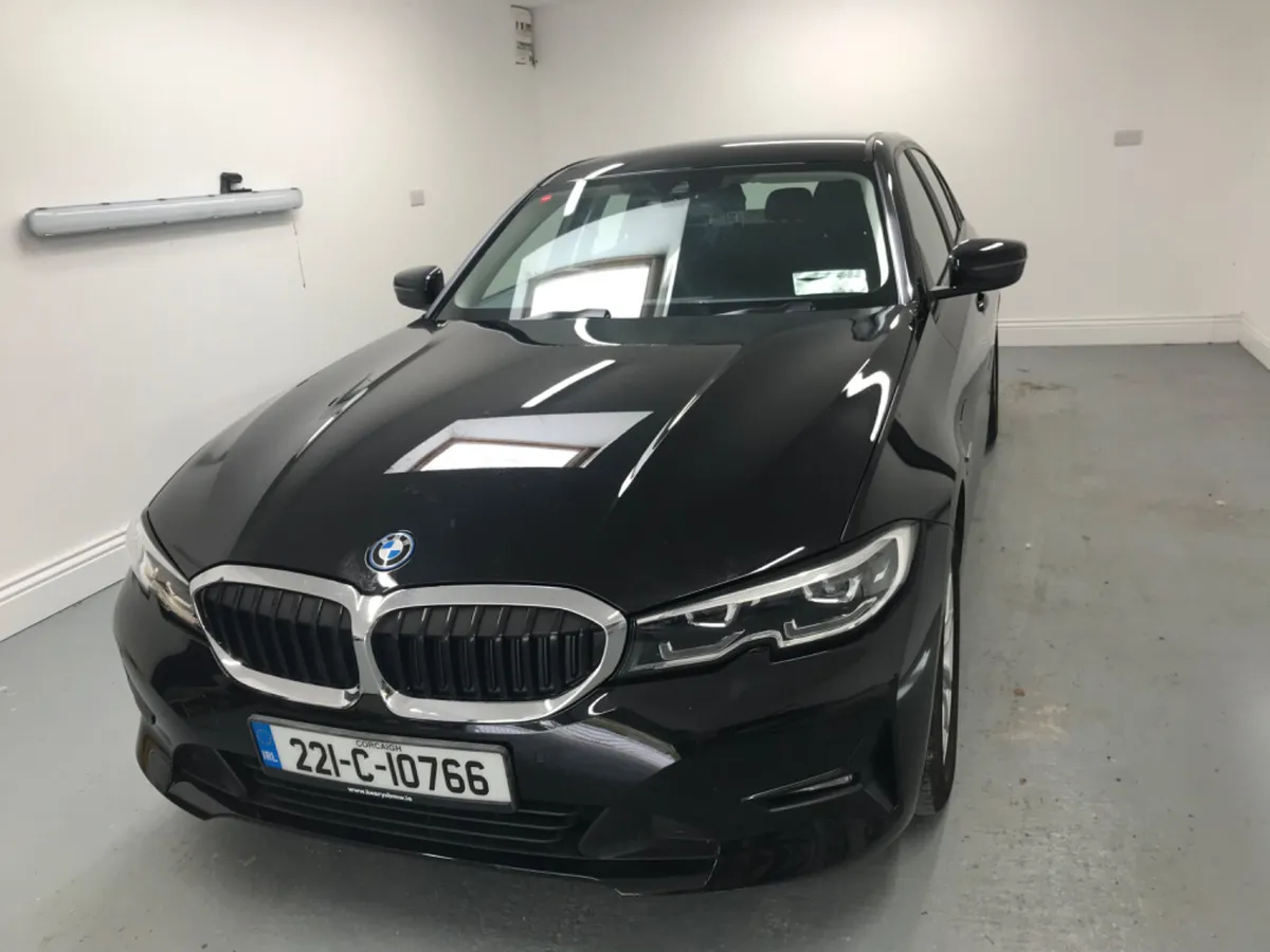 BMW 3 SERIES 330E HYBRID PLUG IN - Image 3