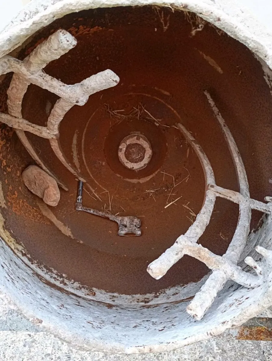 Cement Mixer - Image 2