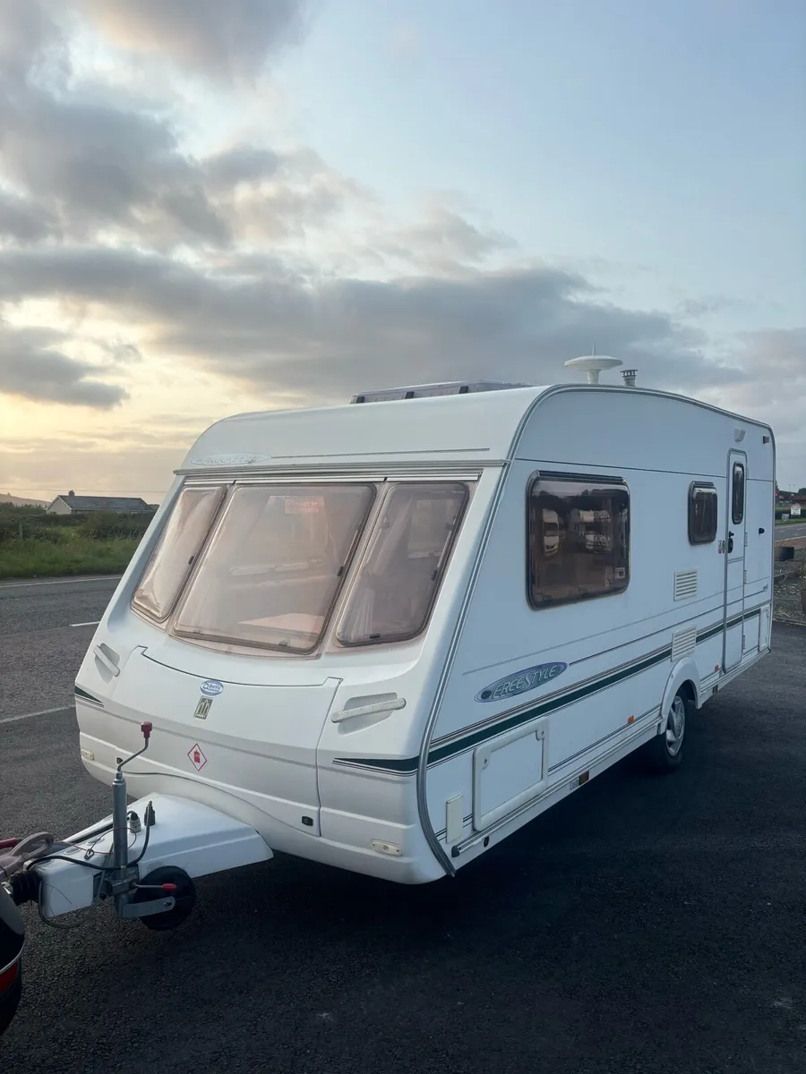 Abbey Freestyle 4 berth immaculate - Image 1