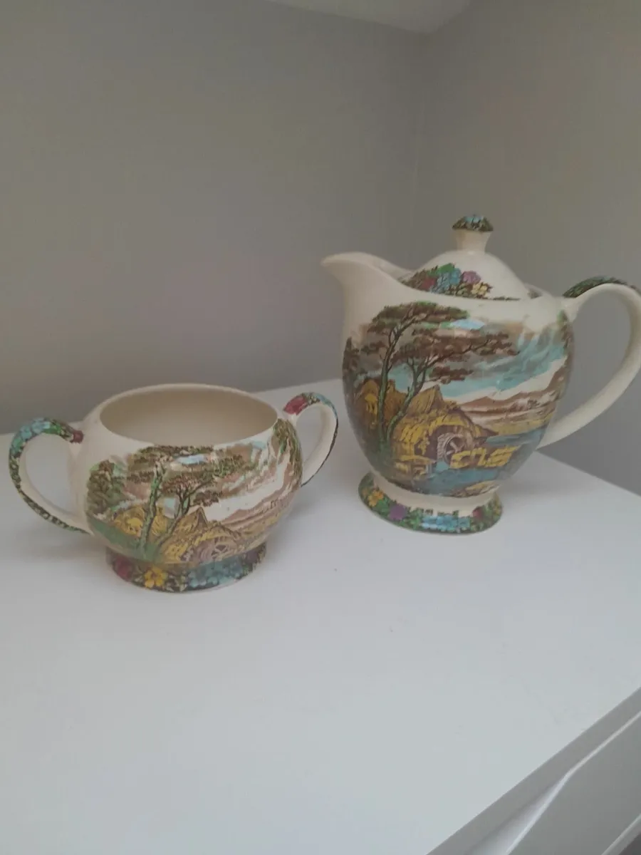 Sadler Coffee Pot & Bowl - Image 1