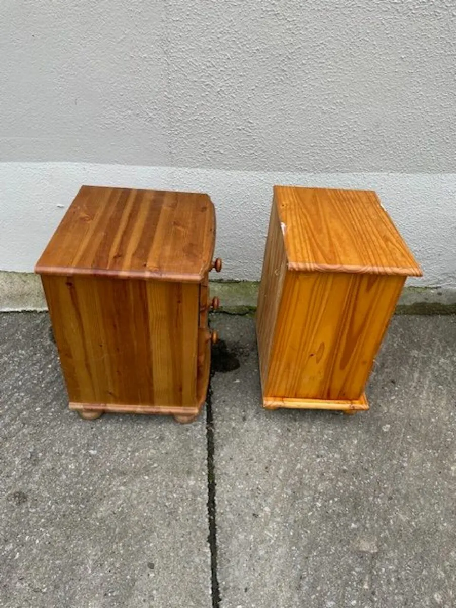 x2 Pine Bedside Lockers - Image 3
