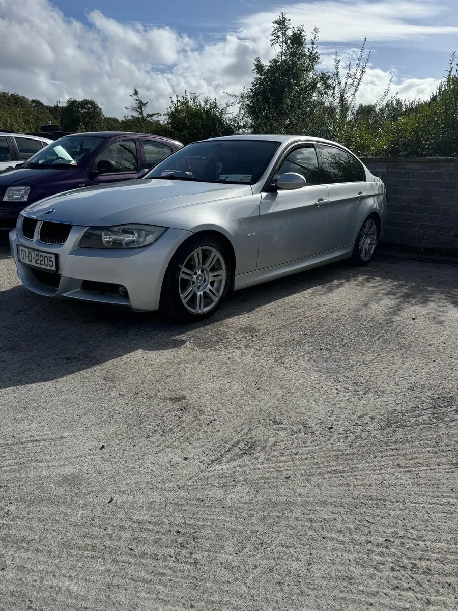 BMW 318 i M Sport - Image 3