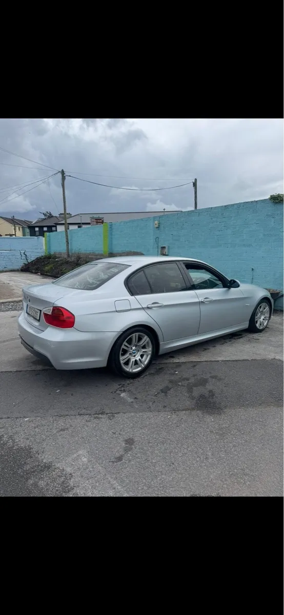 BMW 318 i M Sport - Image 4