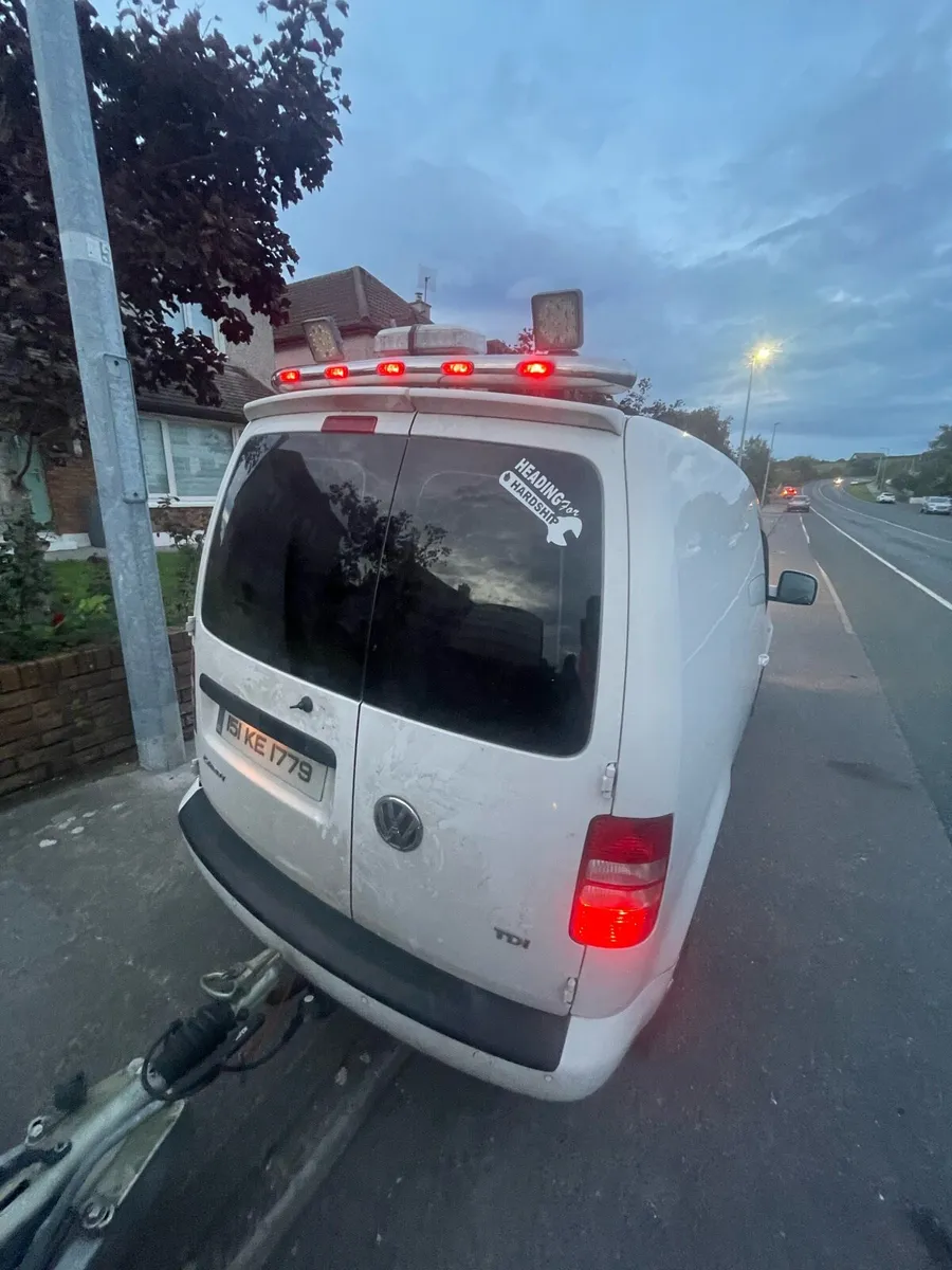 Caddy van - Image 3