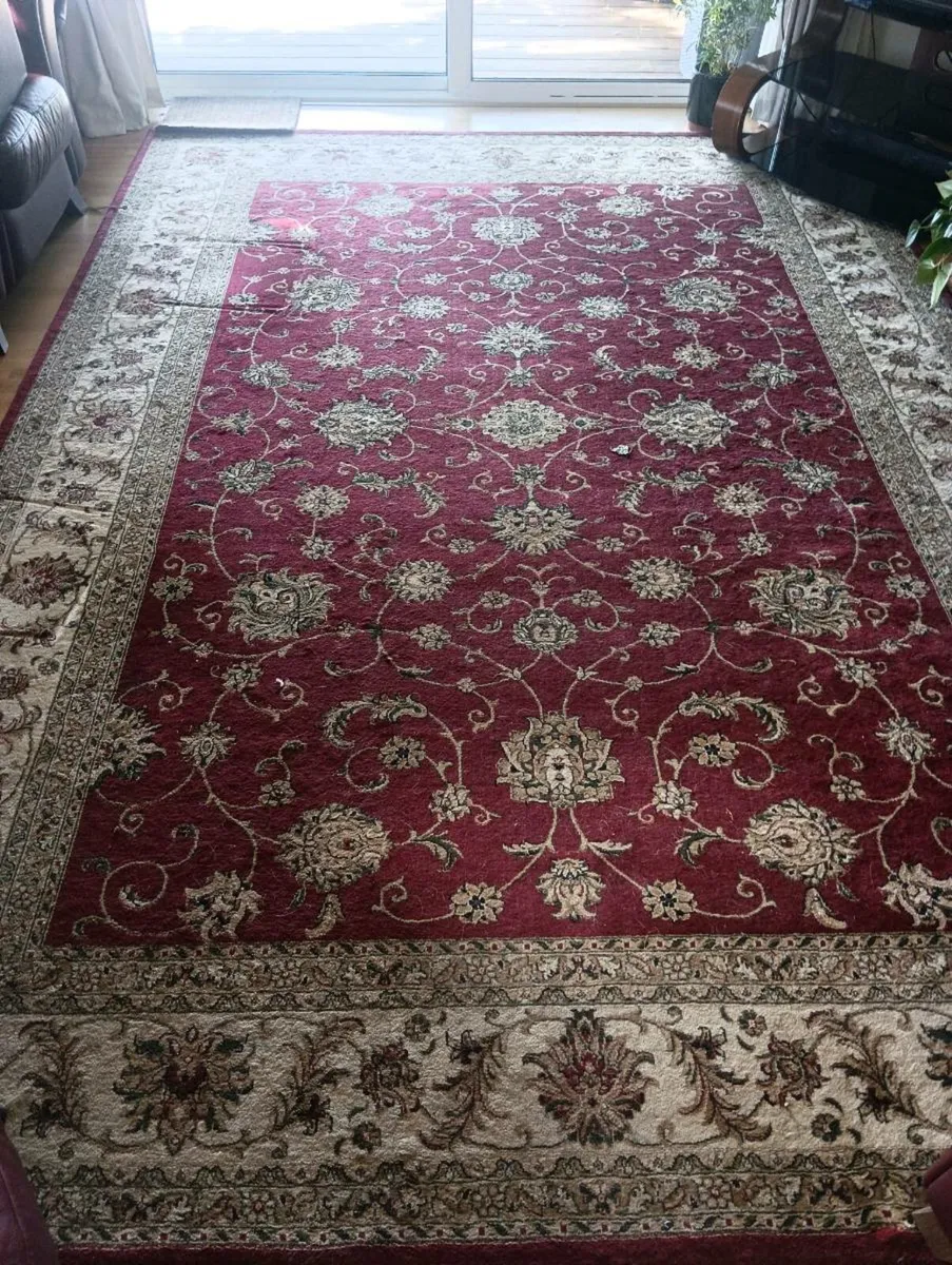 Beautiful large rug,11ftby8ft.like new - Image 2