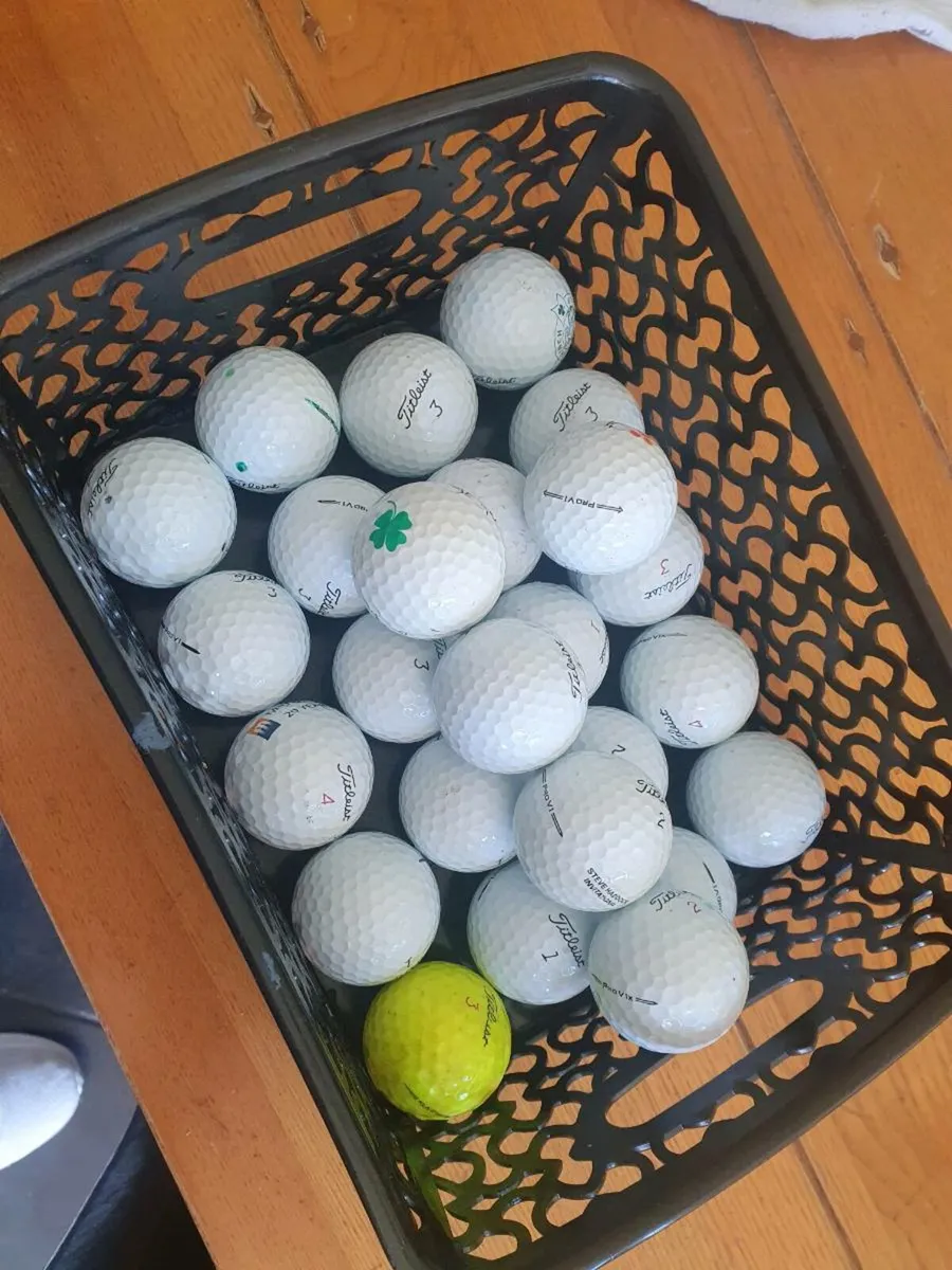 TITLEIST PRO VS