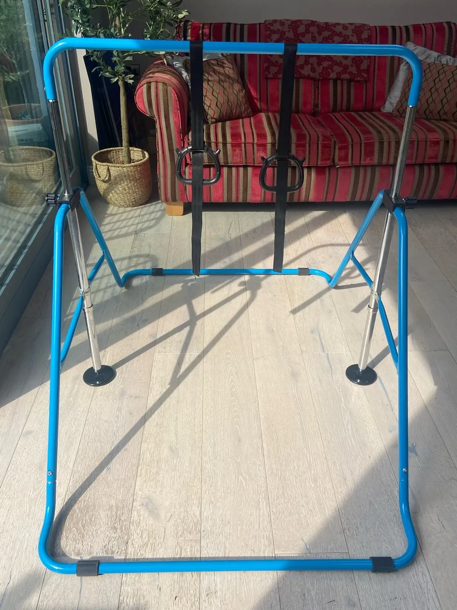 Gymnastics bars - Image 4