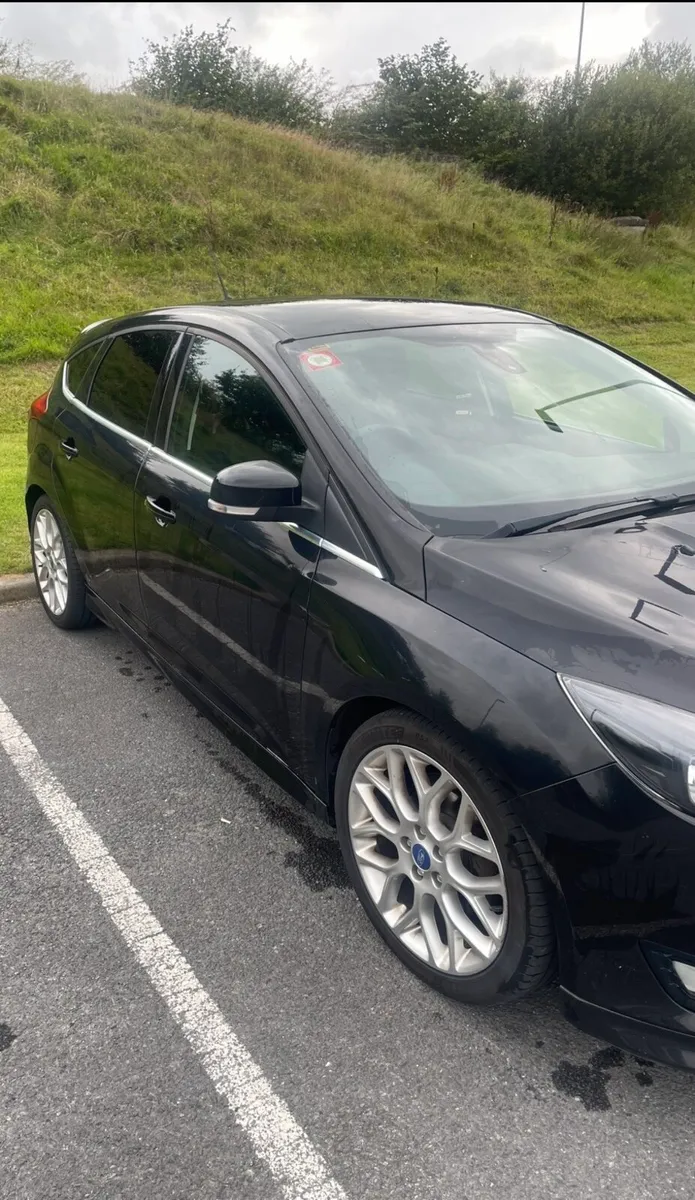 Ford Focus 1.5 TDCI ZETEC S 120 PS - Image 2