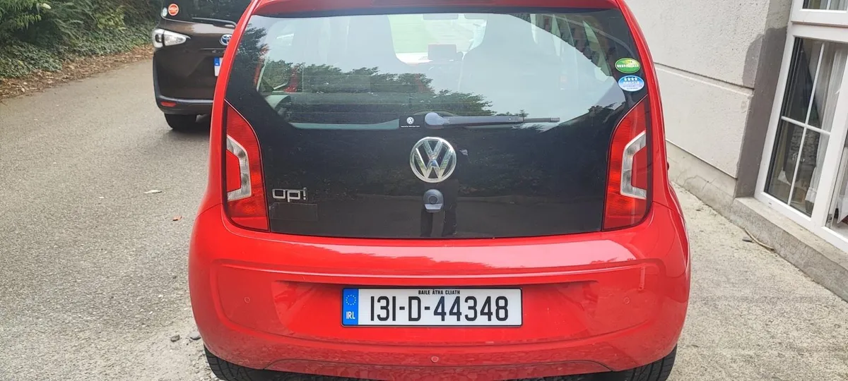 Volkswagen UP - Image 3