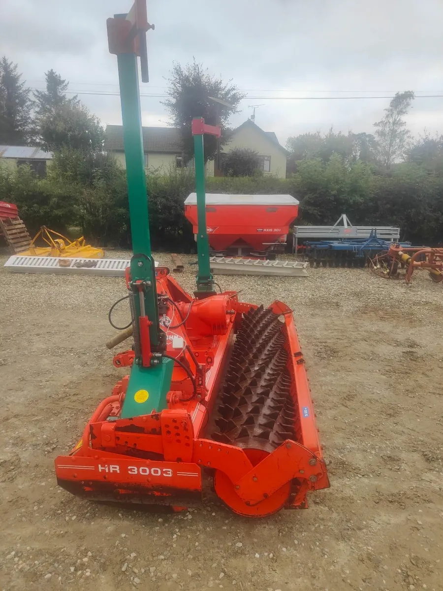 Kuhn 3003 power harrow - Image 4