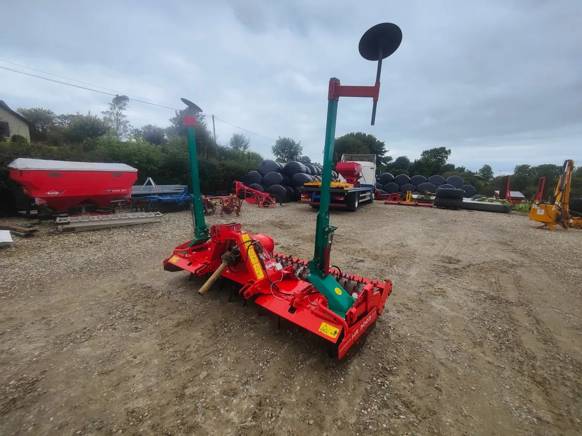 Kuhn 3003 power harrow - Image 1