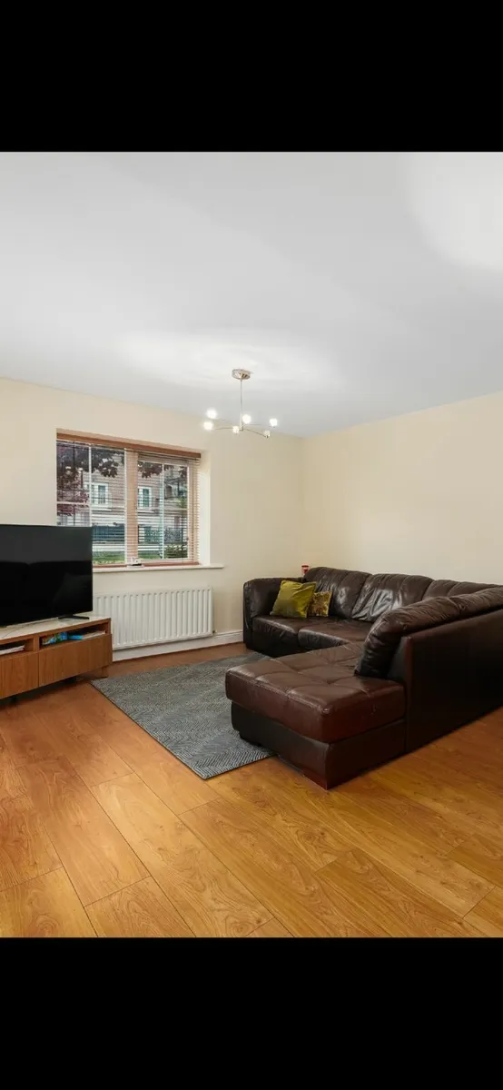 L shaped brown leather sofa - Image 3