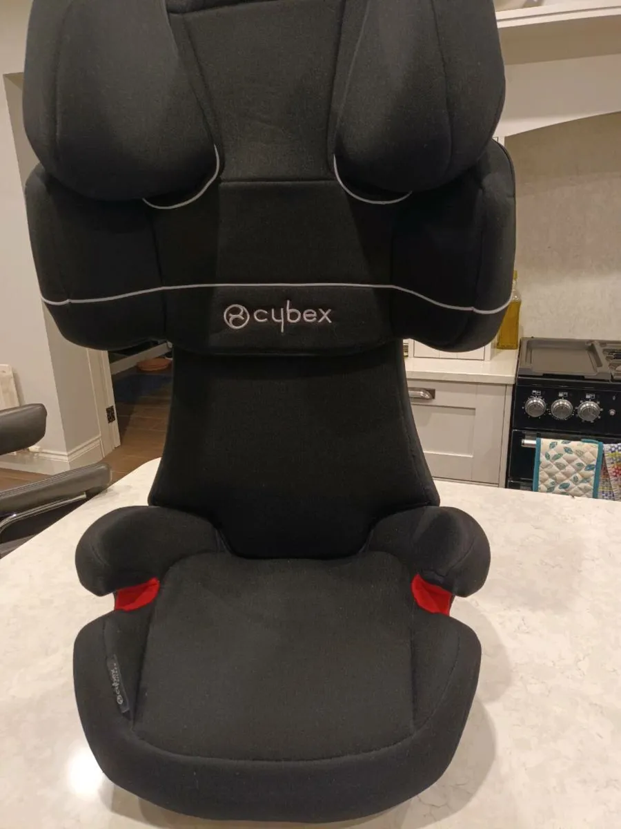 Cybex Car Seat - Image 1
