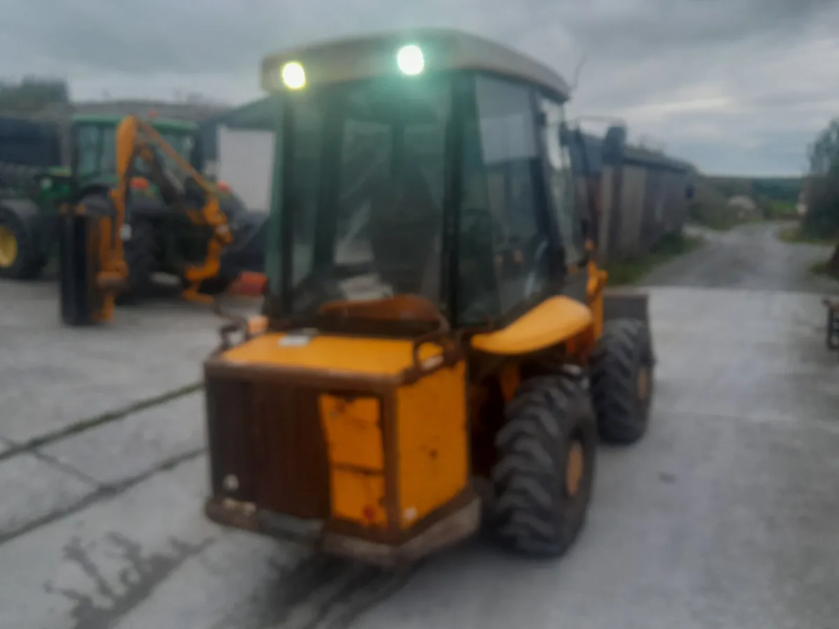 JCB 2CX 1999 (18008) - Image 2