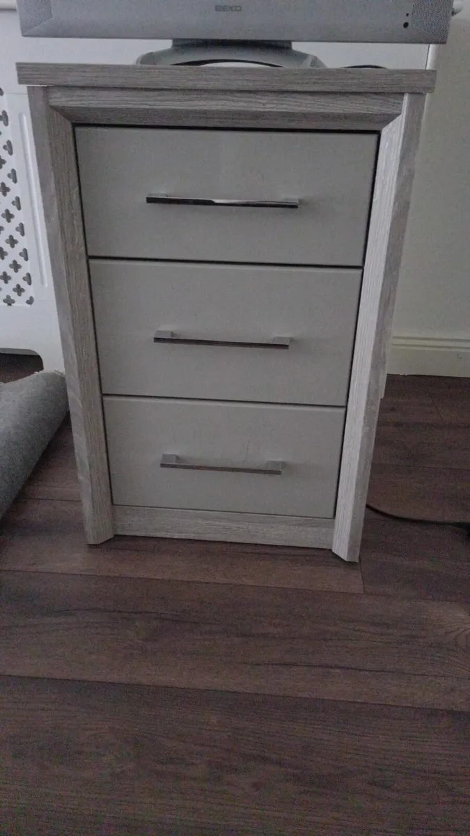 Side bed drawers