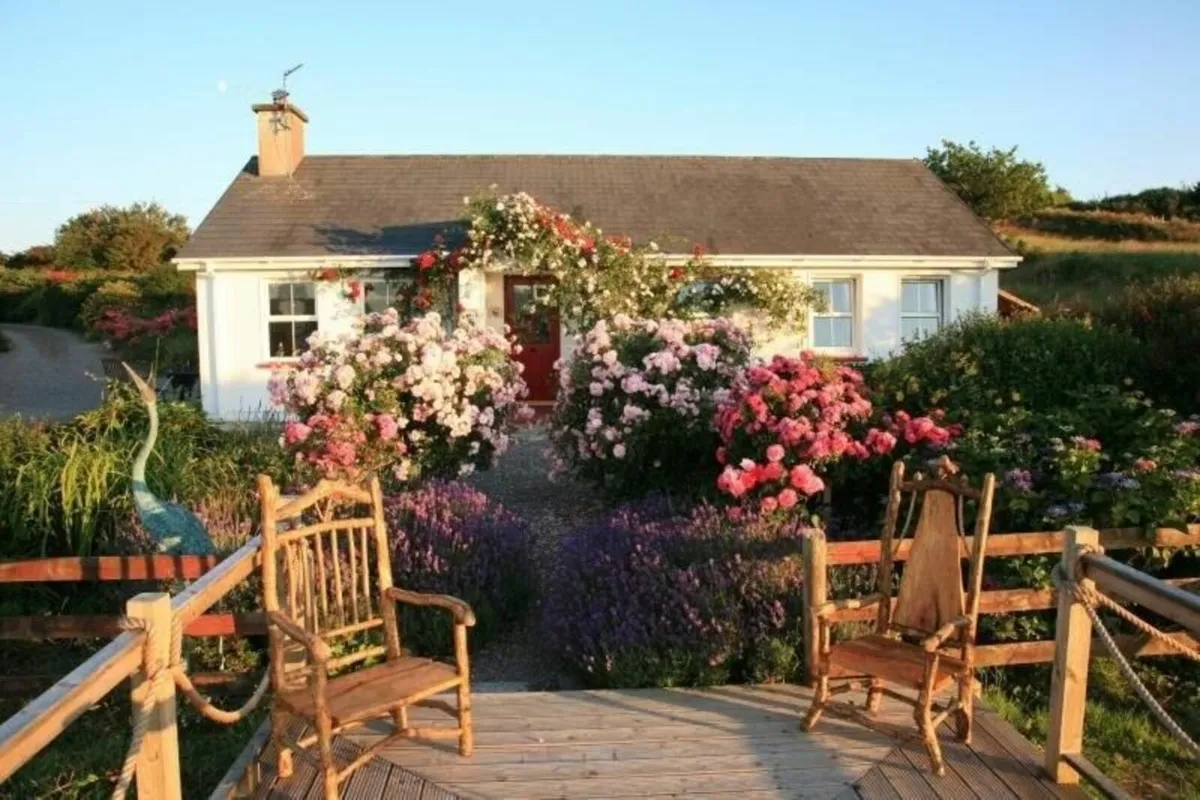 Herons Cove Cottage - Holiday Home West Cork - Image 1