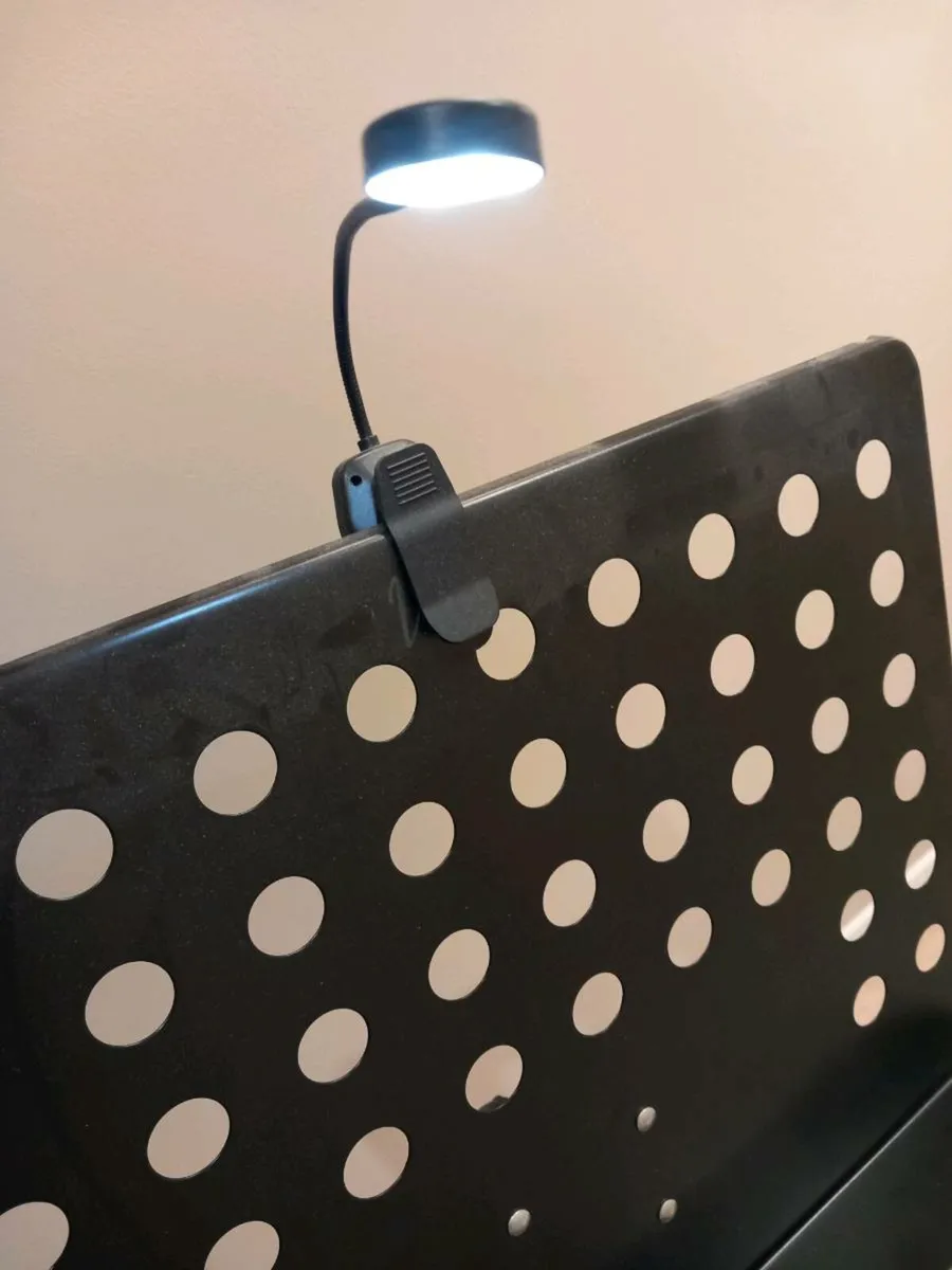 Music stand - Image 2