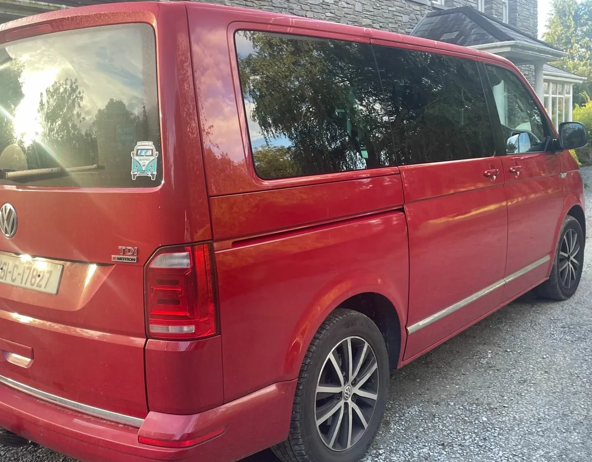 VW Caravelle - Image 2
