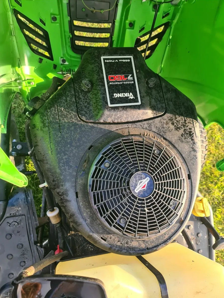 Ride on lawnmower - Image 2