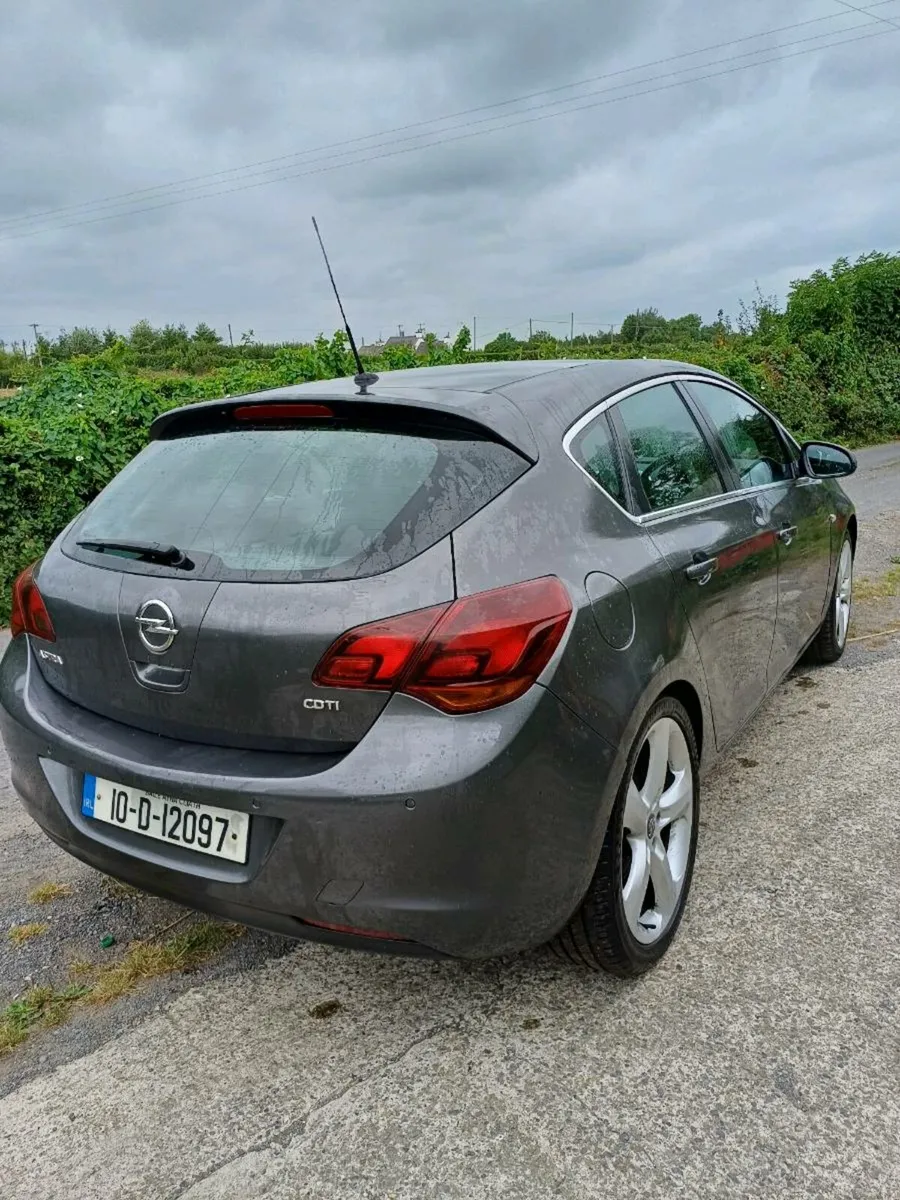 OPEL ASTRA 2010 DIESEL - Image 4