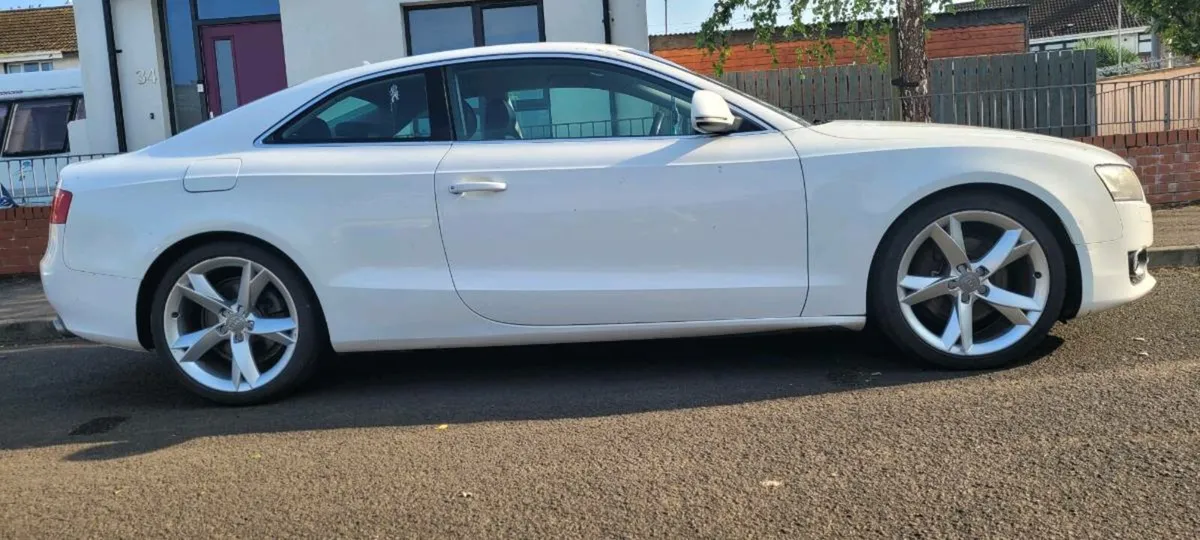Car - Image 2