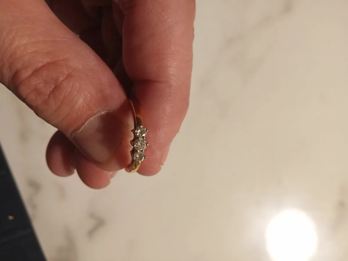 Engagement ring - Image 2