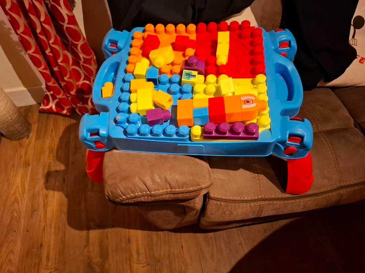 Toys - Image 1