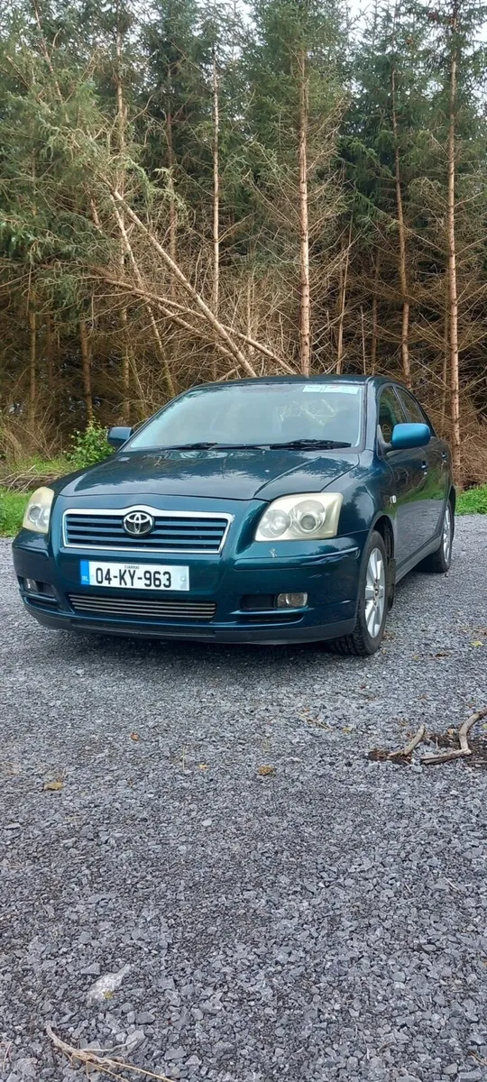 2004 Toyota Avensis - Image 1