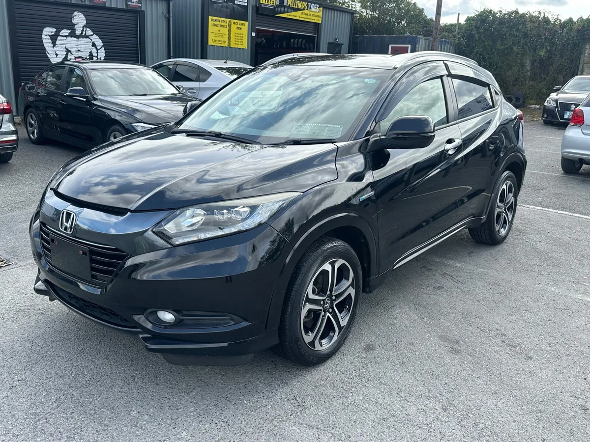 2014 Honda Vezel Automatic Hybrid Full Option - Image 2
