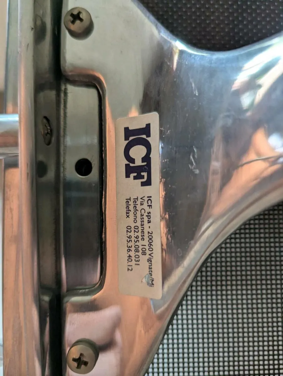 Office chairs - Image 1