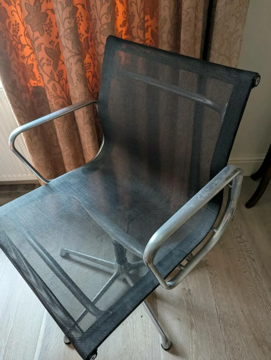Office chairs - Image 3