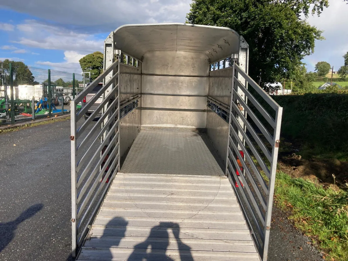 Used Ifor Williams TA5 10x5 Cattle Trailer NO VAT - Image 3