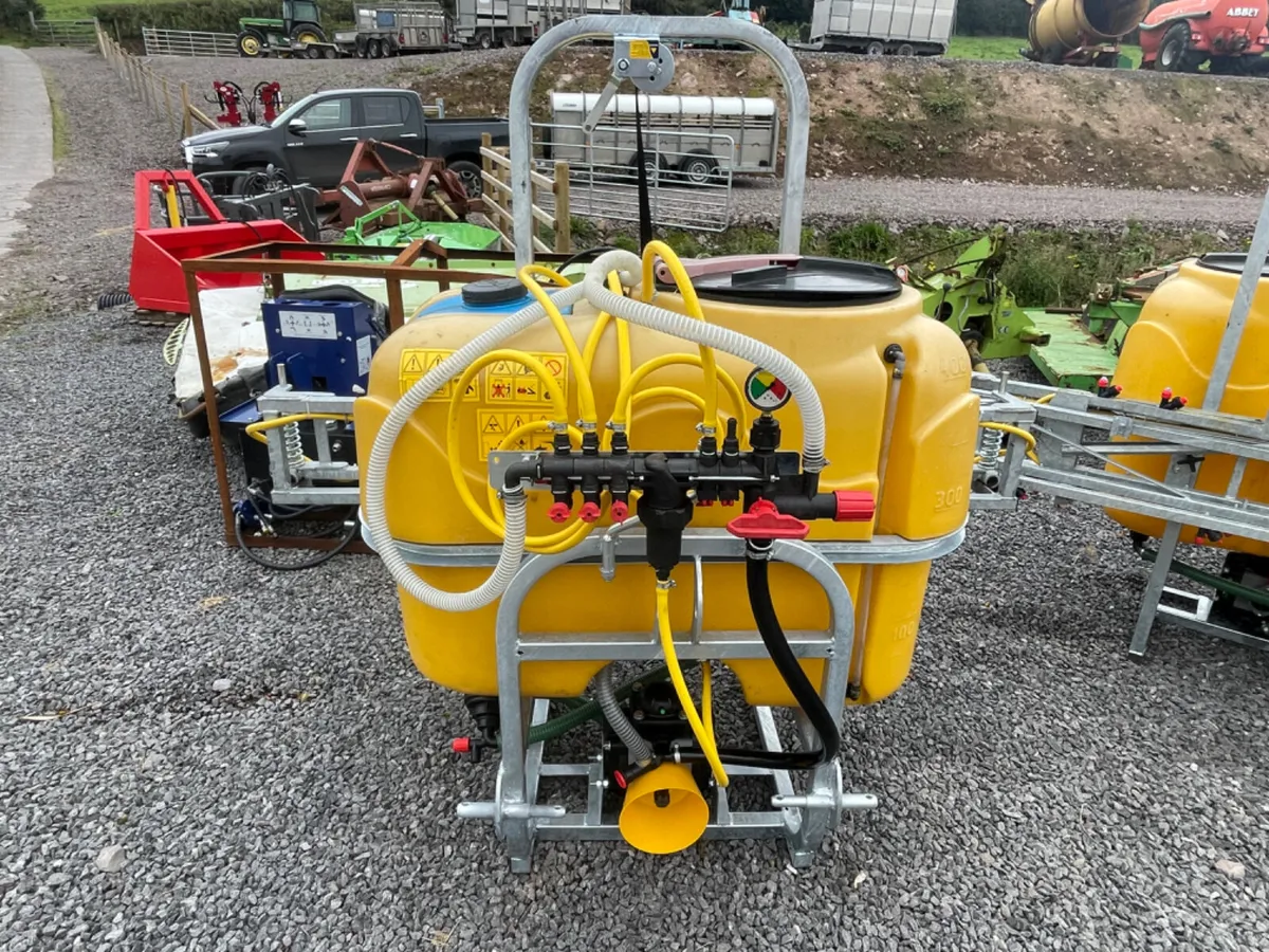 (New) Jarmet 400 litre sprayers - Image 1