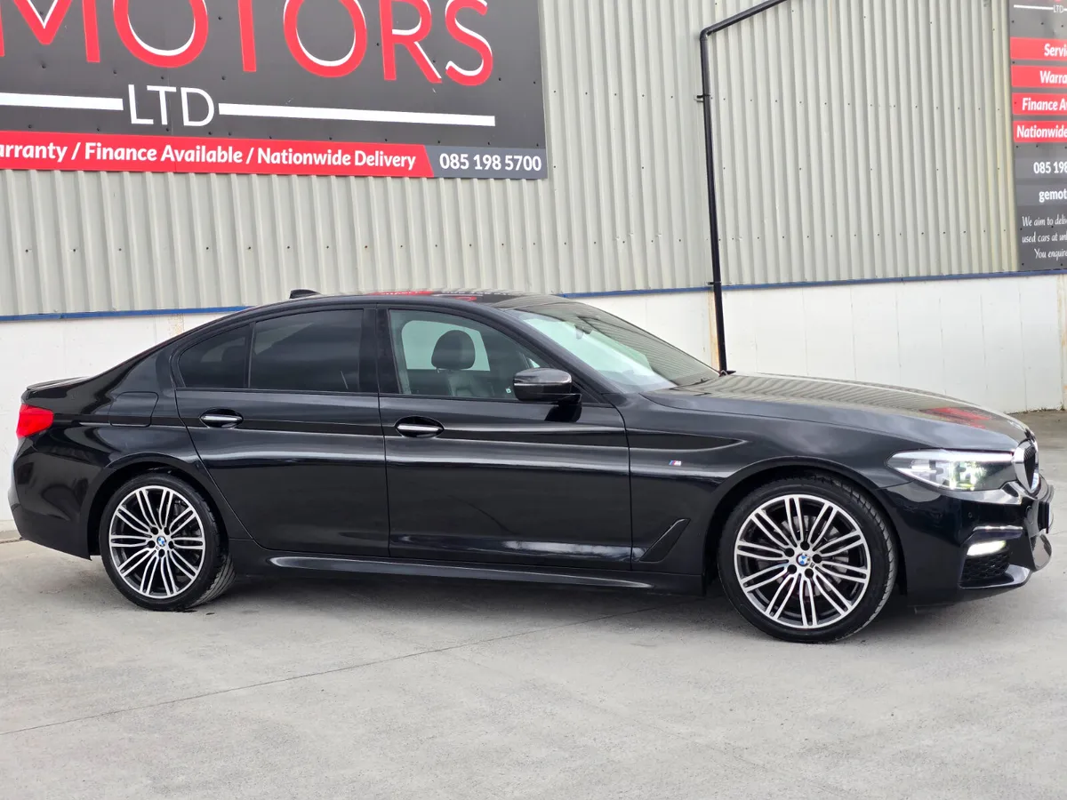 BMW 5-Series 2018 M-SPORT NICE SPEC H+K SOUND - Image 3