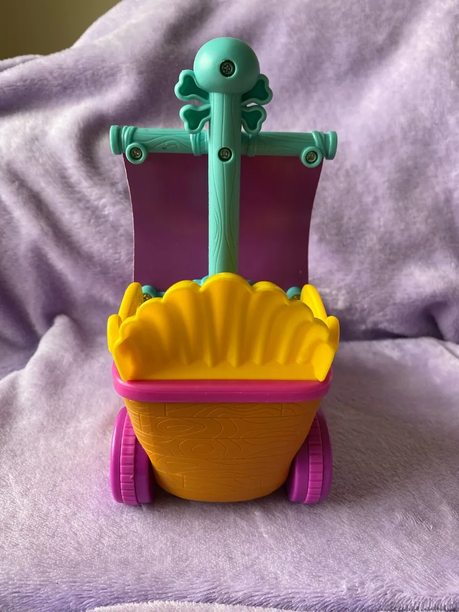 Disney Fisher Price Jake & Neverland Pirates Ship - Image 3