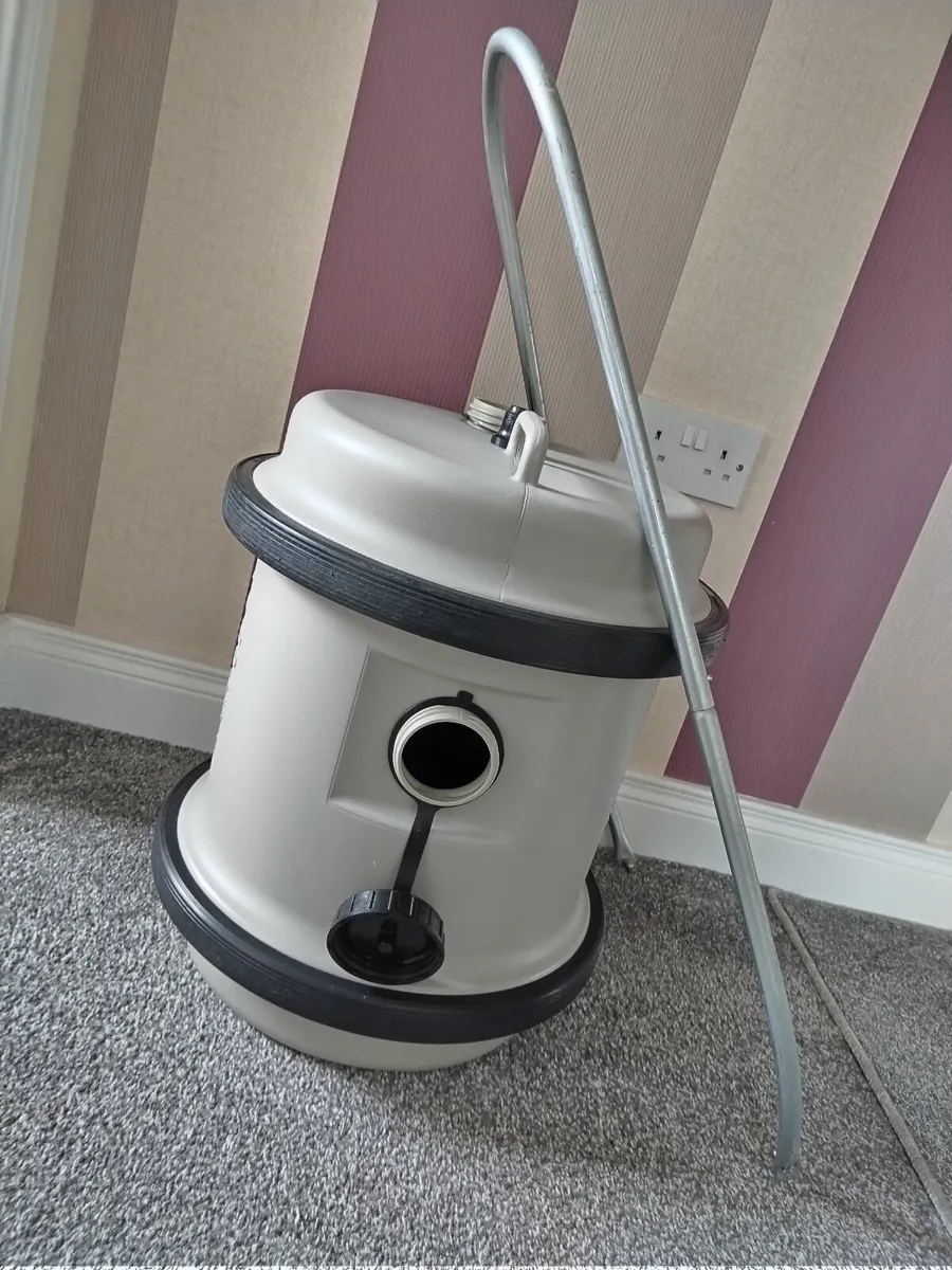 40 Litre Caravan Aqua Roll €40 - Image 4
