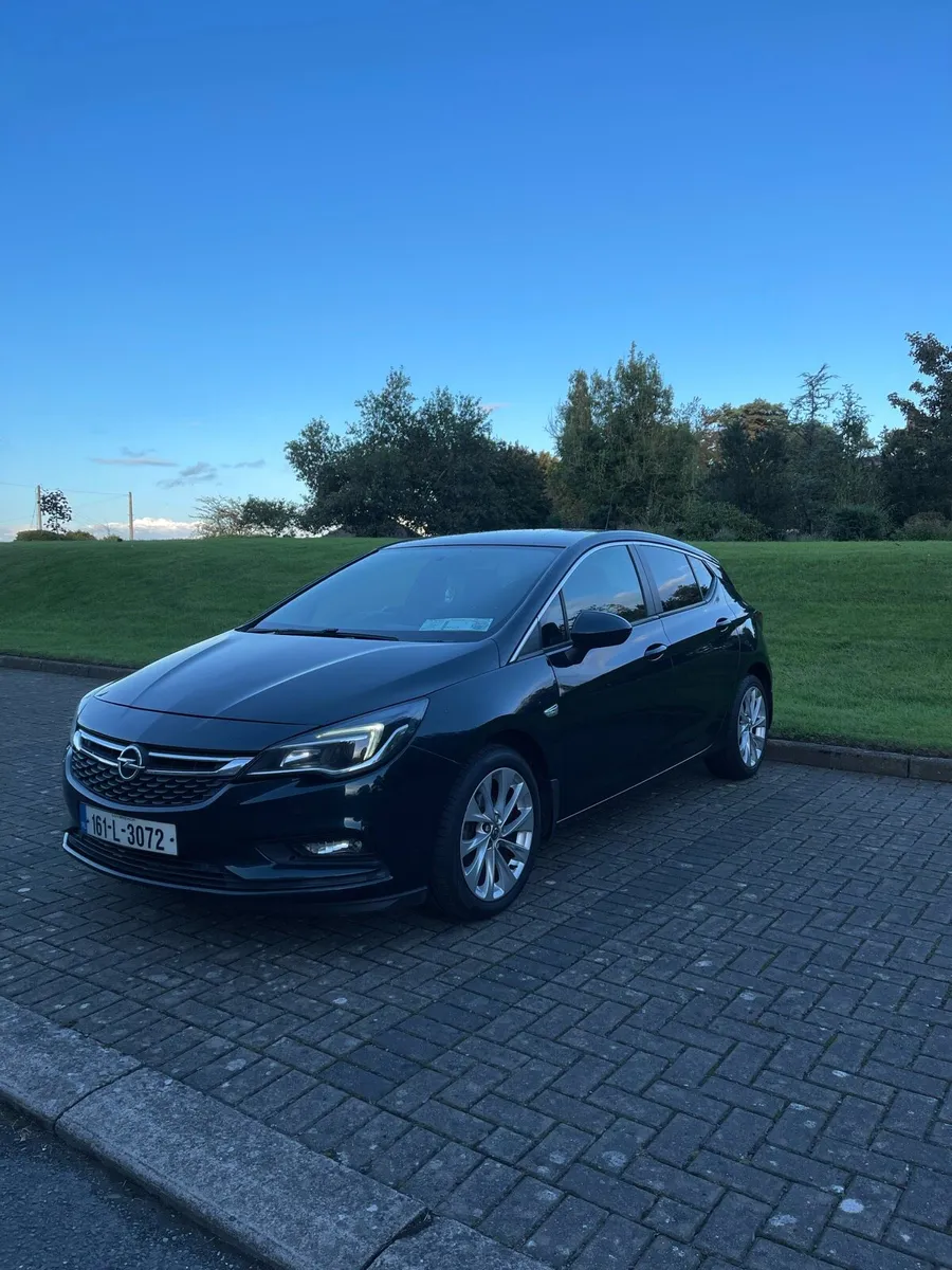 Opel Astra - Image 1