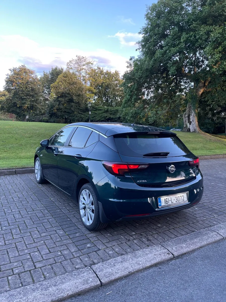 Opel Astra - Image 2