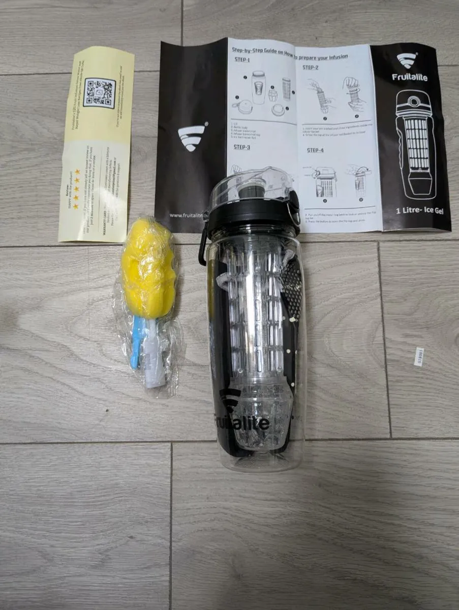 Brand New - Water bottle & Vacuum Flask - Image 1