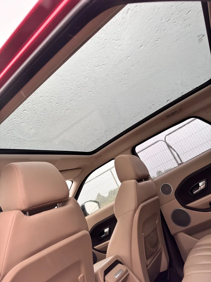 Land Rover Range Rover Evoque 2015 - Image 4