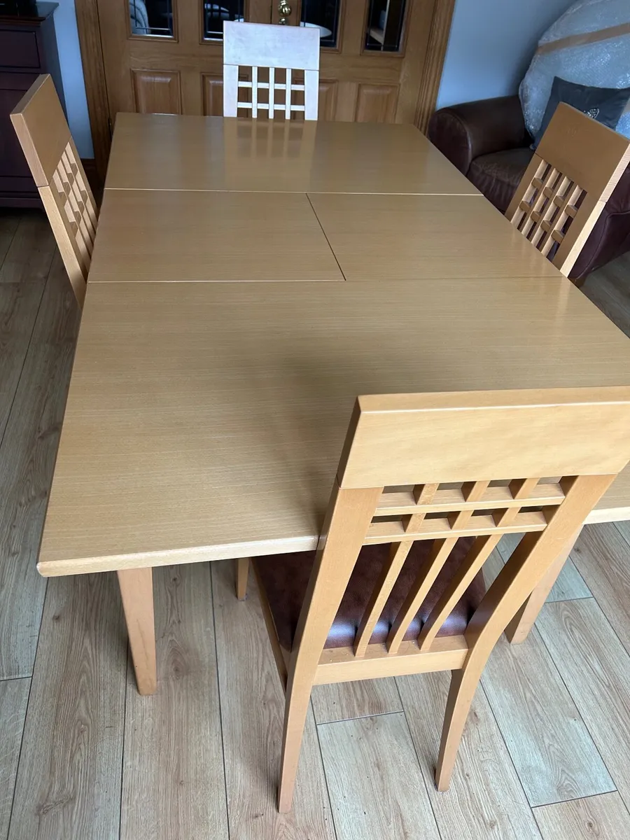 Table & 4 chairs - Image 1