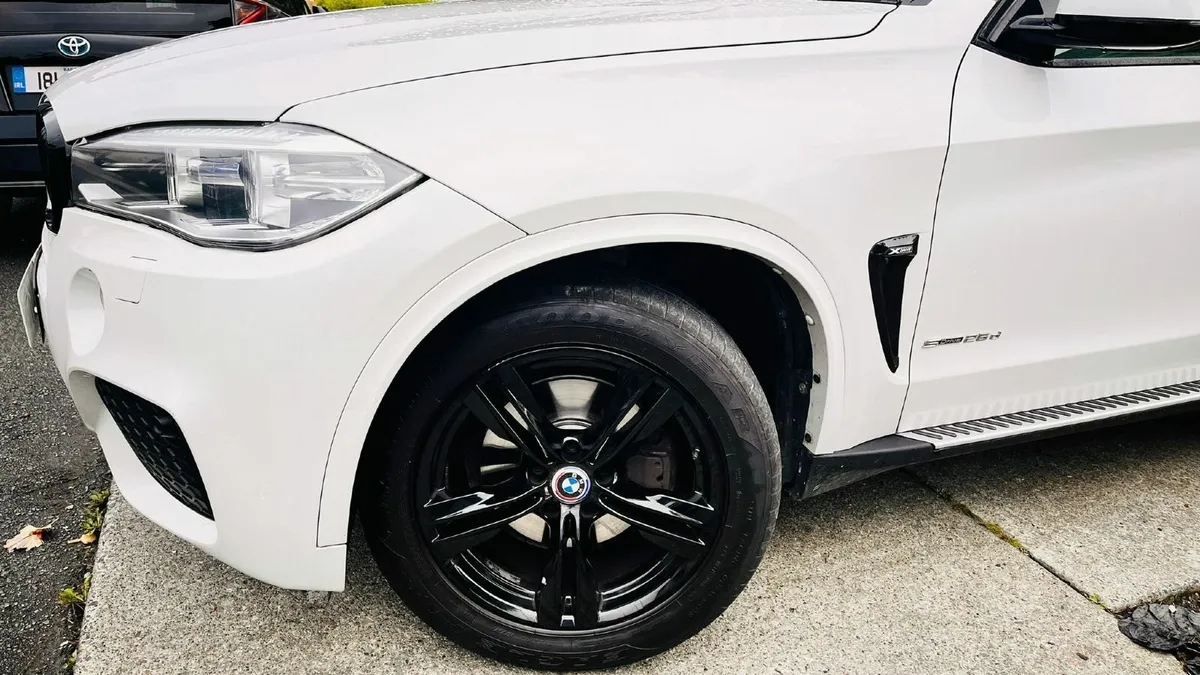 BMW X5 M Sports 2.0 Panoramic Roof, 7 Seater - Image 3