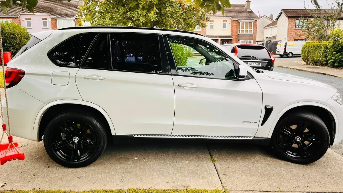 BMW X5 M Sports 2.0 Panoramic Roof, 7 Seater - Image 4