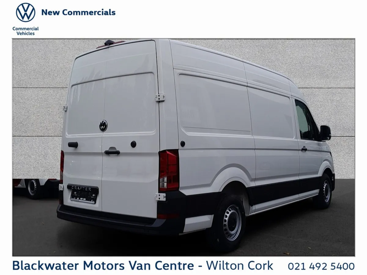 Volkswagen Crafter 30 TRENDLINE MWB 140HP M6F - Image 4