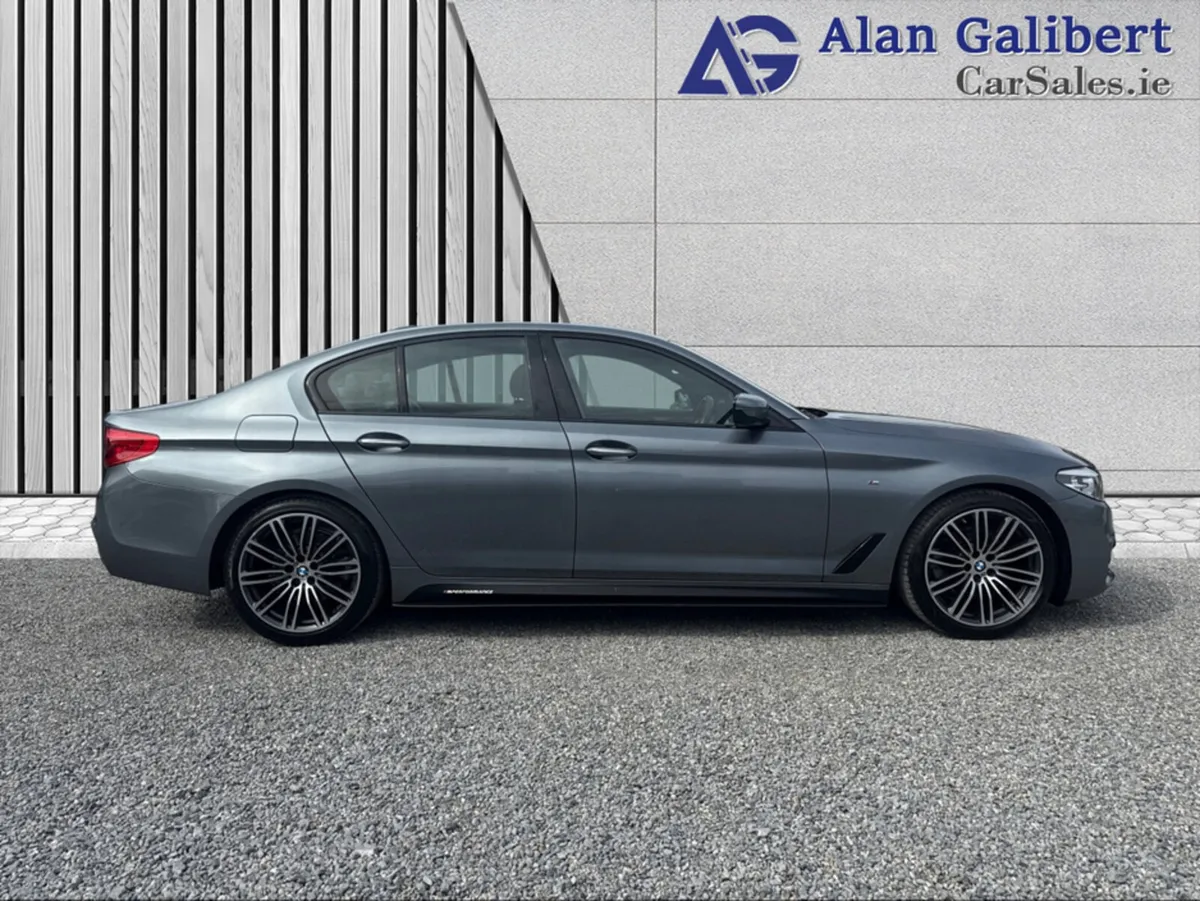 BMW 5-Series 520D M-SPORT AUTO M PERFORMANCE KIT € - Image 3