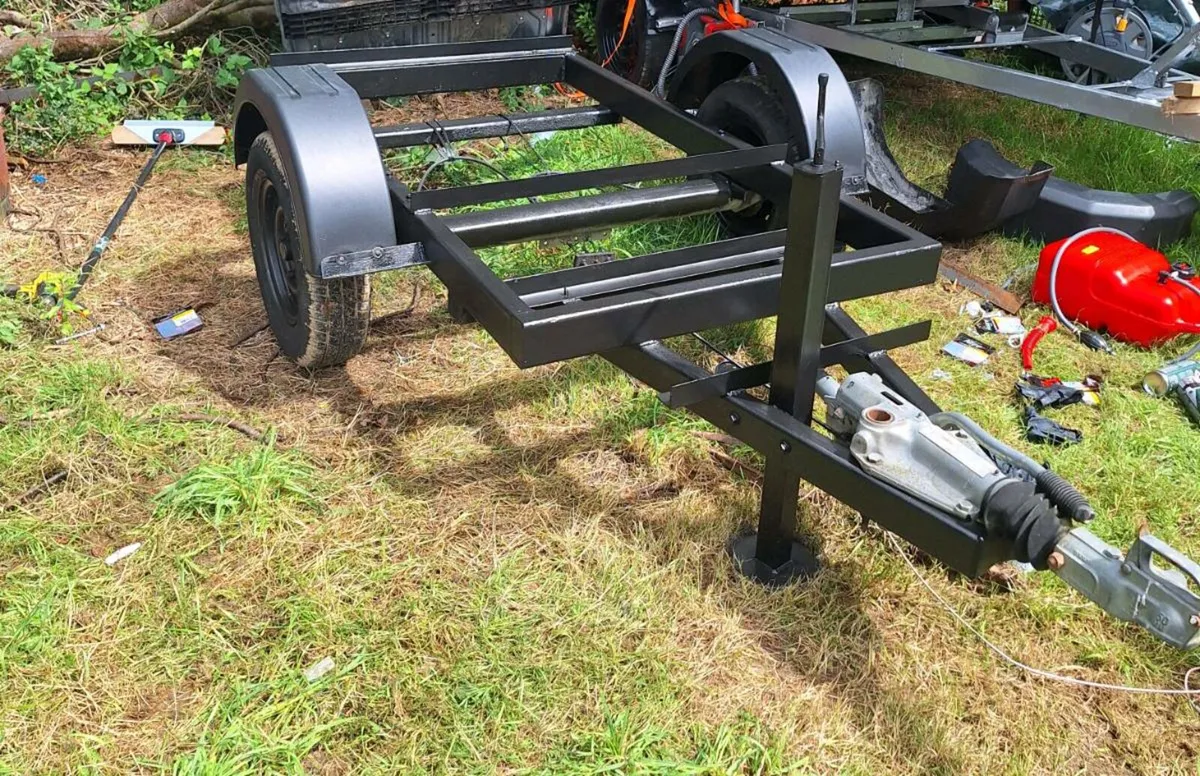 Trailer with IBC tank - Image 3