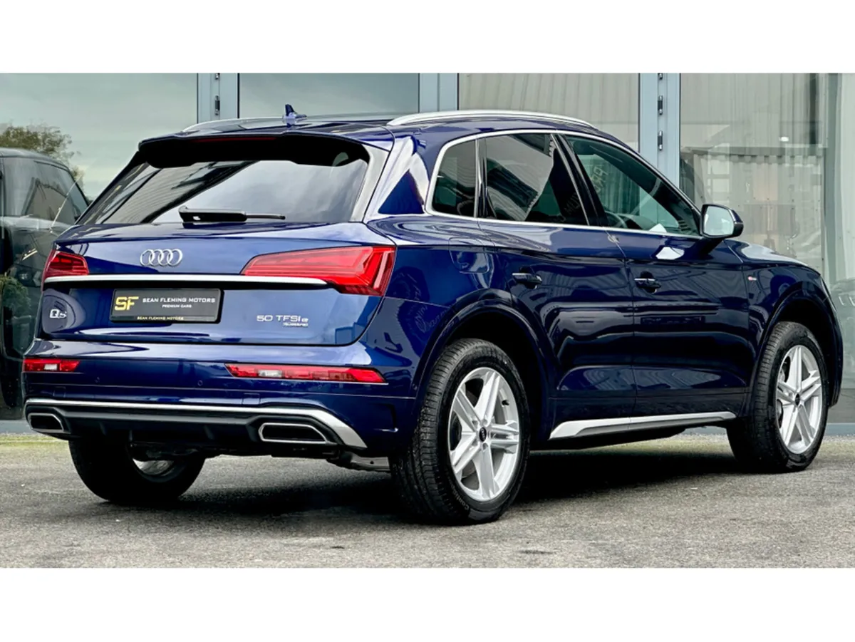 Audi Q5 S LINE 50 TFSI E QUATTRO - Image 3