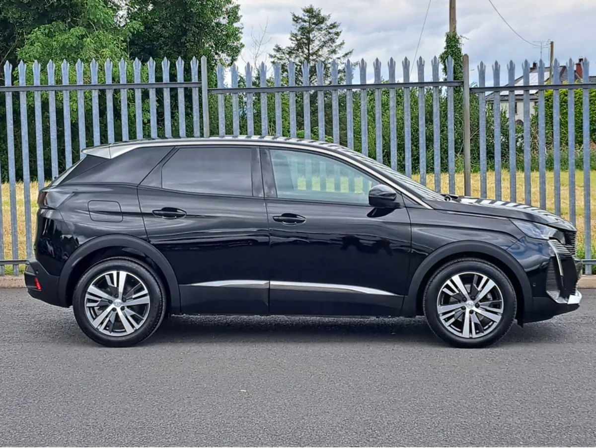 Peugeot 3008 ALLURE 1.5TD 130BHP 8 SPEED AUTOMATIC - Image 2