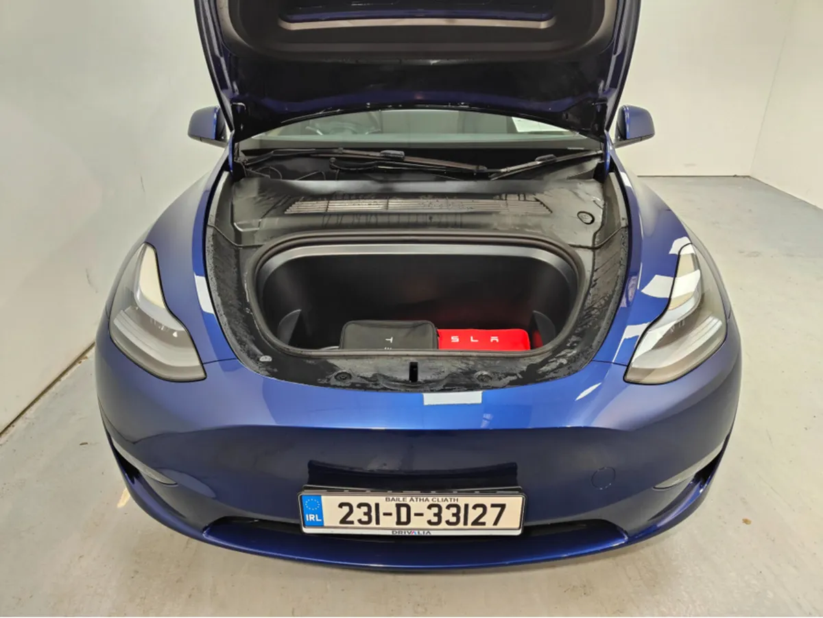 Tesla Model Y LONG RANGE AWD BZB3S5T BZB3S5T3 5DR - Image 3